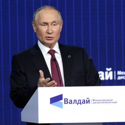 Il presidente russo Putin partecipa alla riunione del club di discussione Valdai