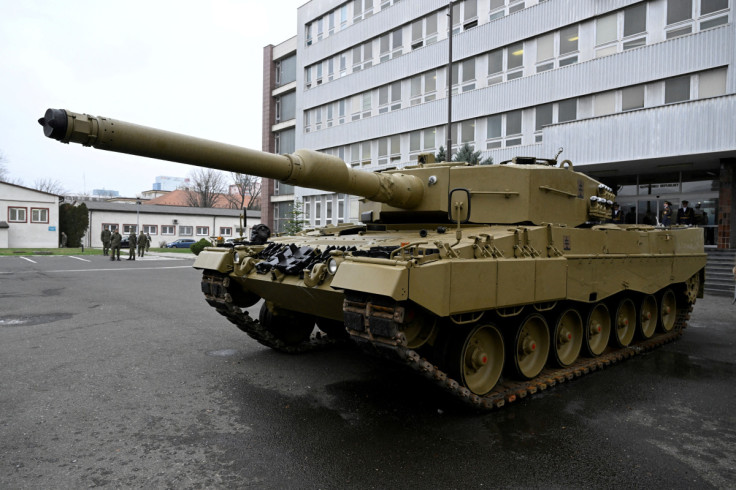 La Germania consegna i suoi primi carri armati Leopard alla Slovacchia, a Bratislava