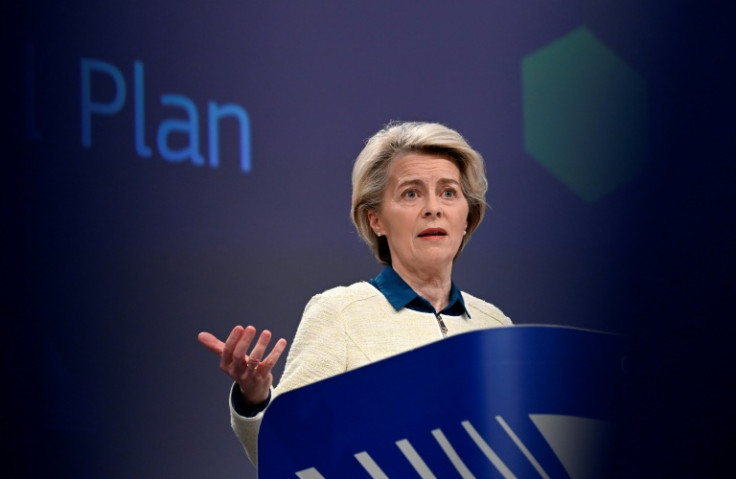 La presidente della Commissione europea Ursula von der Leyen parla dei piani dell&#39;UE per contrastare la minaccia dei sussidi statunitensi per l&#39;energia verde