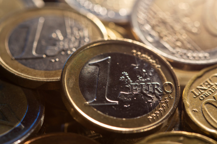 Le monete da un euro sono visibili in questa illustrazione