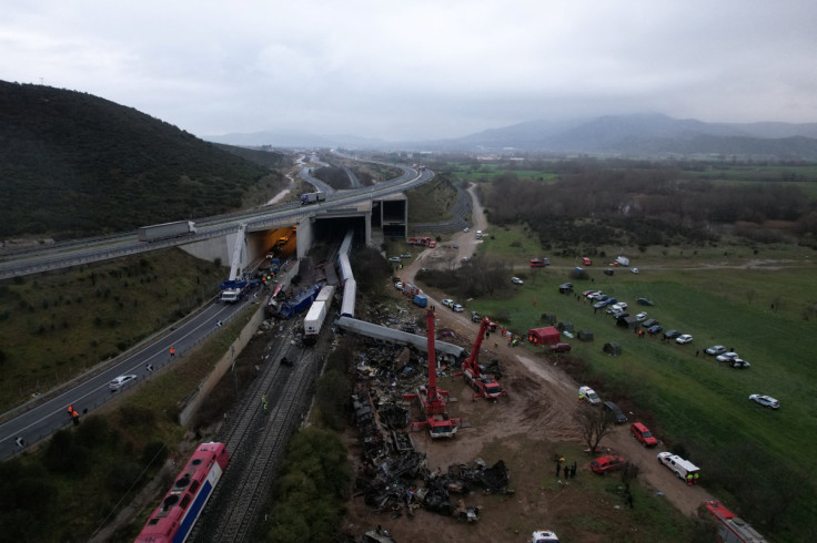 I treni si scontrano vicino a Larissa