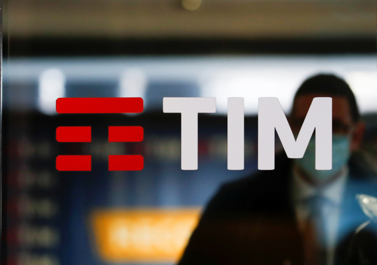 Il logo Tim è visibile presso la sua sede