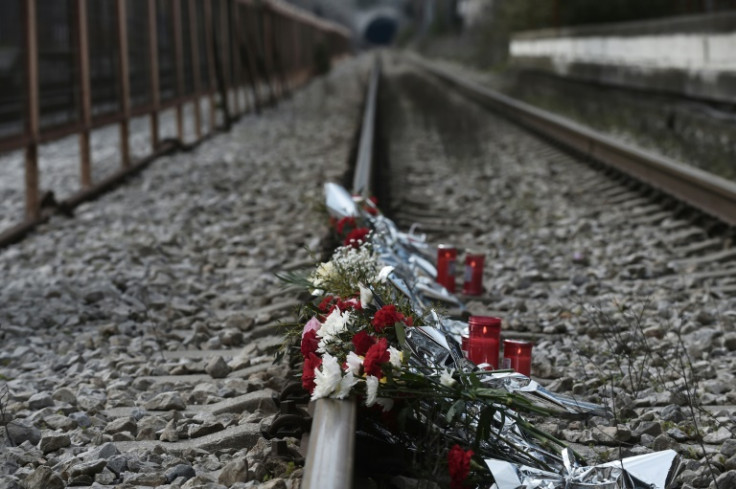 Il peggior incidente ferroviario di sempre in Grecia ha scatenato proteste e un&#39;indagine sulla causa
