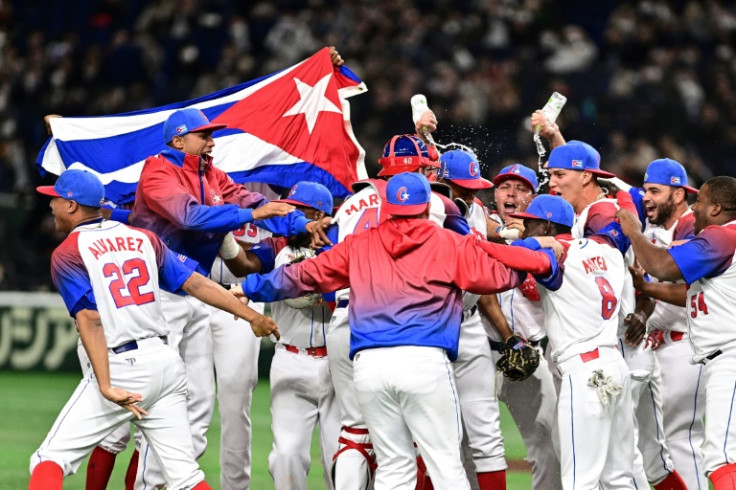 Cuba ha posto fine alla corsa dell&#39;Australia al World Baseball Classic ed è diventata la prima squadra a prenotare il proprio posto in semifinale
