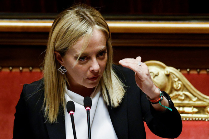 Voto di fiducia al nuovo governo italiano alla camera alta del parlamento