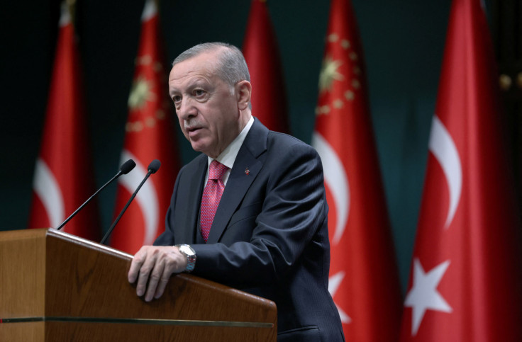 Il presidente turco Erdogan convoca ufficialmente le elezioni turche per il 14 maggio ad Ankara