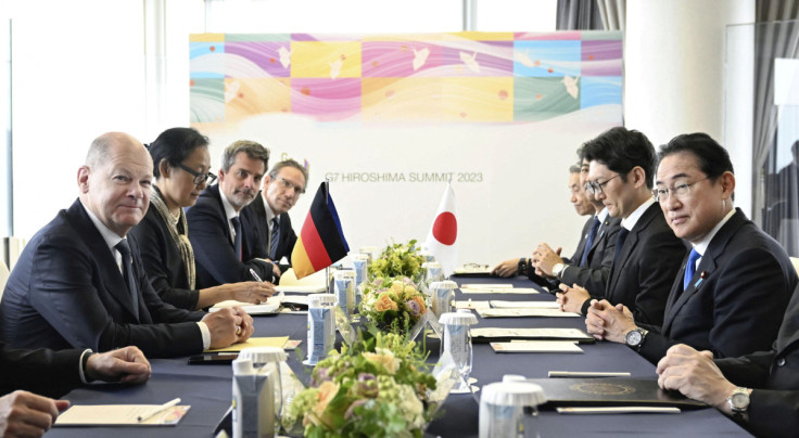 Il cancelliere tedesco Olaf Scholz tiene un incontro bilaterale con il primo ministro giapponese Fumio Kishida a margine del vertice dei leader del G7 a Hiroshima