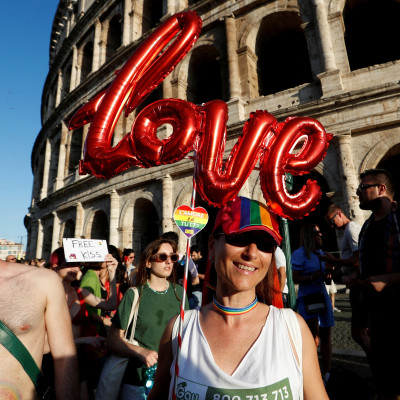 Parata annuale del Pride LGBTQ+ a Roma