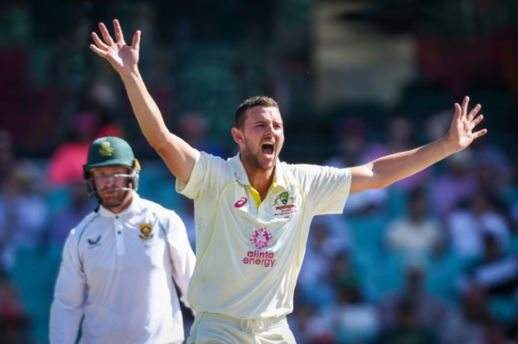 Bei ricordi di Manchester: il paceman australiano Josh Hazlewood