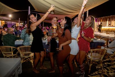 TOPSHOT-ITALY-HEALTH-VIRUS-PARTY